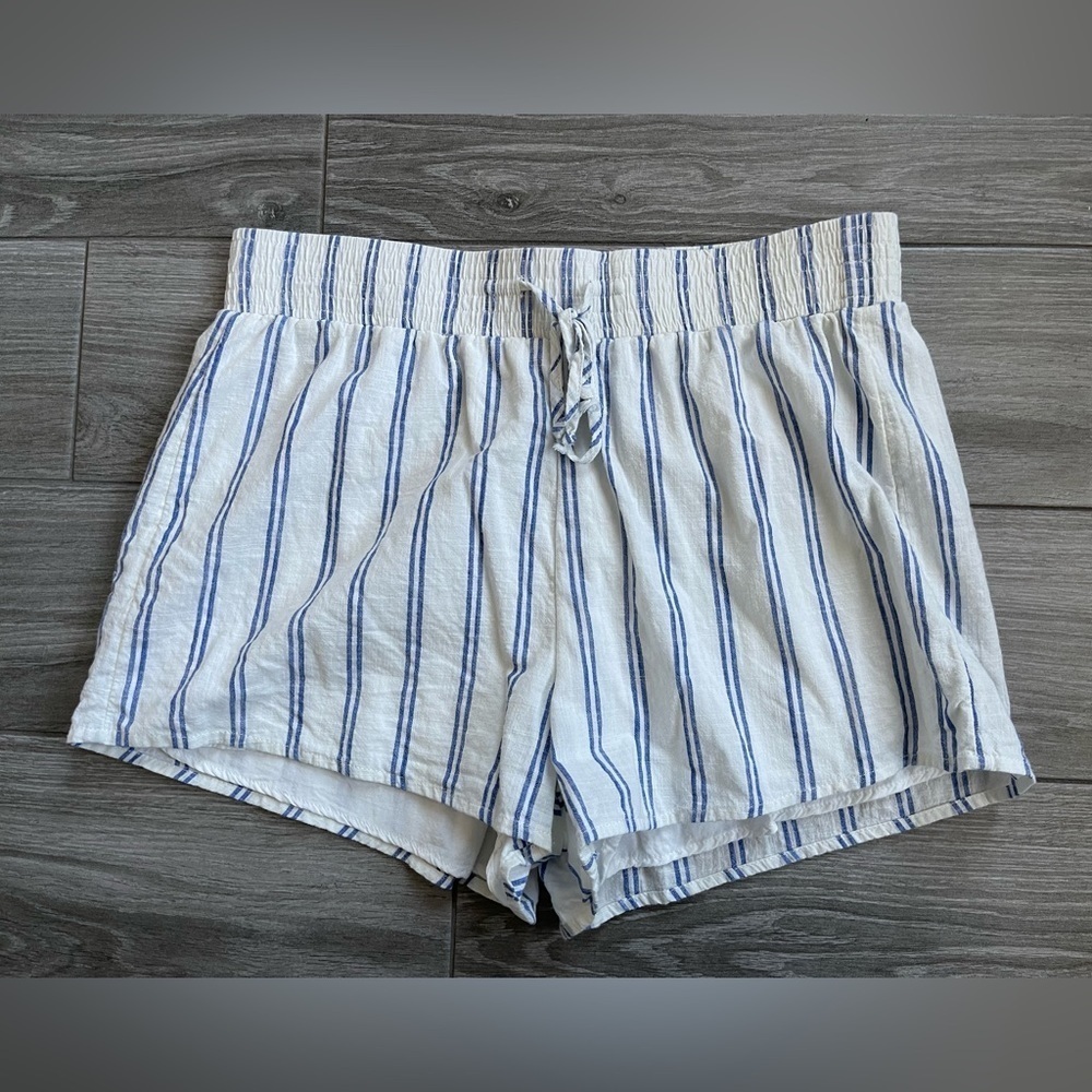 Abercrombie & Fitch| Nautical Relaxed Fit Shorts, Paperbag Style—Size Med•••